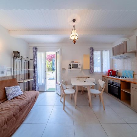 Residence Les Ecureuils Gréoux-les-Bains Kültér fotó